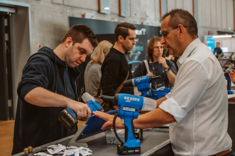 Der fachliche Austausch stand auch in Stuttgart im Vordergrund. (Bild: Camilo Amaya)