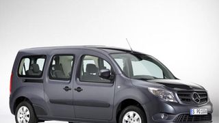Den Citan Kombi – hier in der Lang-Version als Siebensitzer – gibt es jetzt zum Sonderpreis. (Foto: Daimler)