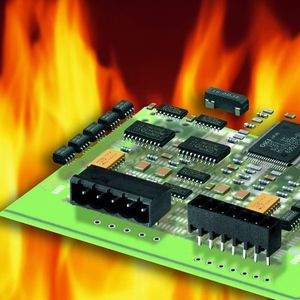 Bild 2: THR (Through Hole Reflow)-Stiftleisten lassen sich im Pin-in-Paste-Verfahren in einem Arbeitsgang gemeinsam mit SMD-Bauelementen verarbeiten