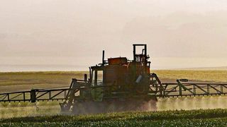 Der Absatz an Dünge- und Pflanzenschutzmitteln war auch 2019 rückläufig. (gemeinfrei)