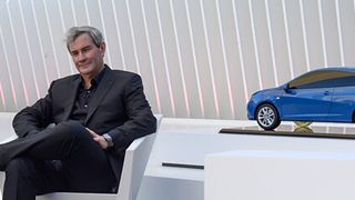 Stardesigner Luc Donckerwolke hat Bentley und den VW-Konzern verlassen. Noch Ende Mai wurde ihm auf dem Concorso d'Eleganza in Villa d'Este der Preis für das beste Concept Car verliehen. (Foro: Seat)