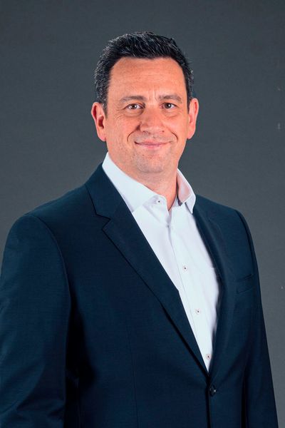 Jörg Lamparter wird den Bereich „Digital and Mobility Solutions“ leiten und direkt an Franz Reiner berichten. Lamparter war zuvor als „Head of Mobility Services“ maßgeblich an dem Mobilitäts-Joint Venture mit BMW beteiligt. (Daimler)