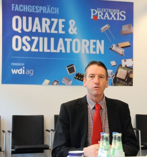 Johann Wiesböck, ELEKTRONIKPRAXIS:  „Der Hype um MEMS-Oszillatoren wird auch geschürt, weil MEMS in anderen Bereichen sehr sinnvoll ist. Man denke nur an MEMS-Sensoren, die in der Tat revolutionär sind.“ (Paul-Thomas Hinkel)
