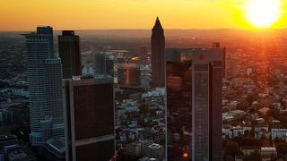 In rund einem Monat wird über Fahrverbote in Frankfurt am Main entschieden. (gemeinfrei)