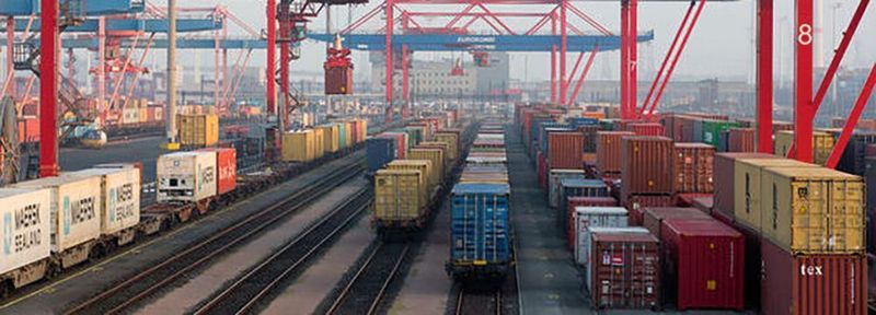 Das Schweizer Konjunkturbarometer der KOF stieg im Februar. Negative Signale gab es aus dem Machinenbau. Eine Stimmungsaufhellung ist dagegen insbesondere in der Elektroindustrie sichtbar. (Christian Charisius/dpa-Bildfunk)
