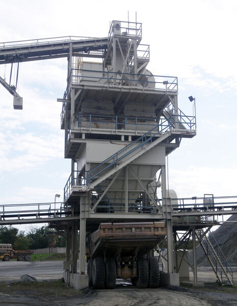 Luck Stone’s dual AC22.5GI classifier was installed in 2005 and is fed with crushed sand from a Barmac B9100 VSI. (Picture: Metso Minerals)