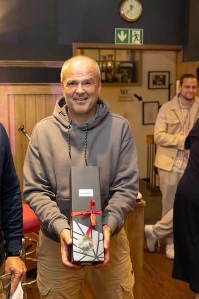 Thomas Mühlenkamp von ADN ist der Gewinner des Putting-Turniers der Schnuppergolfer. (Bild: © Hans Breitenfellner (hochzeit-in-bildern.de))