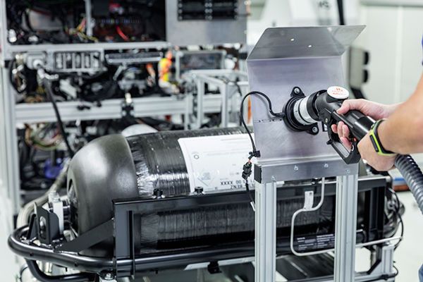 Exklusive Einblicke in die Entwicklung und Erprobung des GLC F-CELL: Die nächste Generation Brennstoffzellenfahrzeuge von Mercedes-Benz auf dem Weg zur Serienreife. (Daimler)