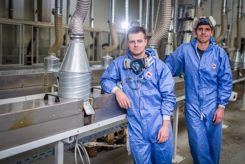 Impressionen aus der Produktion beim Compositespezialisten CG Tec in Spalt... (CG Tec)