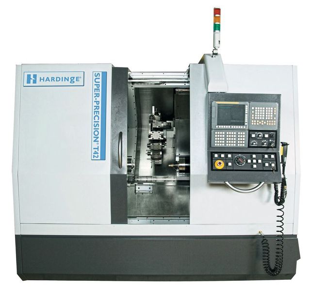 CNC-Hochgenauigkeits-Drehmaschine Hardinge T-42 SP für die Hart-/Hochpräzisionsbearbeitung sowie für kombinierte Dreh- und Schleifoperationen.  (Kellenberger)