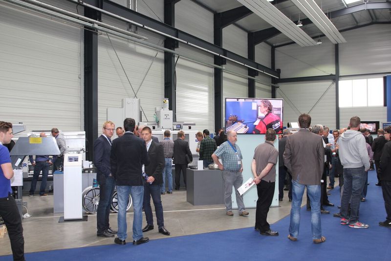 Unter dem Motto „Mehr Wert – mehr Wissen – mehr Weiler“ lud der Maschinenbauer Weiler am 24. und 25. Juni zu seinen Industrie- und Ausbildungstagen. (Bild: Sonnenberg)