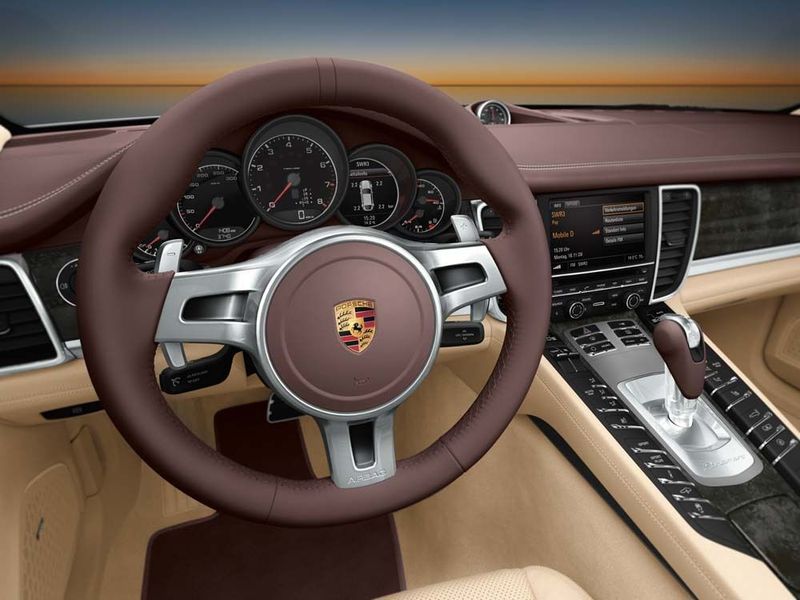 Auch der V6-Motor lässt sich mit dem Porsche-Doppelkupplungsgetriebe kombinieren, das sich auf Wunsch mit Schaltpaddeln bedienen lässt. (Archiv: Vogel Business Media)