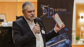 Christoph Stürmer bei einem Vortrag über Wertschöpfungsketten. (Bild: Eidens-Holl/Vogel Communications Group)