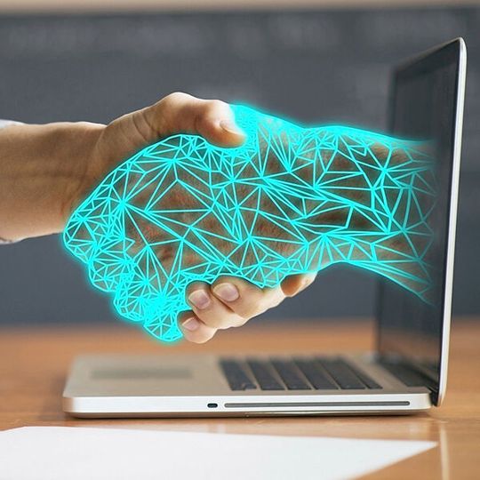 LeanBI zeigt auf, wie die Kombination von KI und physikalischen Modellen bei der Entwicklung komplexer Produkte helfen kann. LeanBI zeigt auf, wie die Kombination von KI und physikalischen Modellen bei der Entwicklung komplexer Produkte helfen kann.