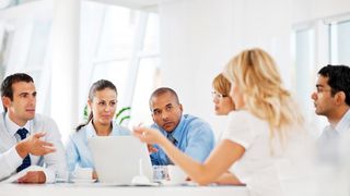 Meeting_iStock_000019979833Small_Kopie_1370x912 ()