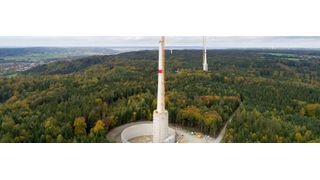 Die höchste Windkraftanlage der Welt speist seit Dezember 2017 grünen Strom ins deutsche Stromnetz ein. (Lapp)