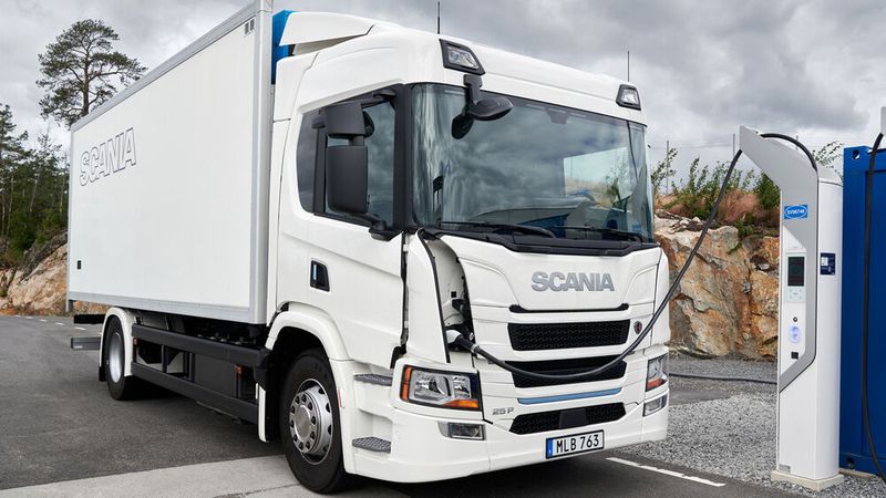 Der Scania 25 P ist ein elektrischer Lkw für die Kurz- und Mittelstrecke. (Bild: Scania)