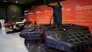 Am 10. August 2026 stellte Coolfly Urban offiziell vor. Dabei handelt es sich um ein Fluggerät für Stehpositionen. (Bild: CoolFly)