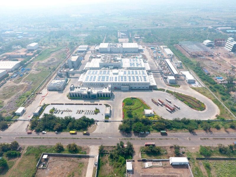 Designed as a smart factory with a high level of process automation, the new Henkel facility in Kurkumbh, India enables a wide range of Industry 4.0 applications. (Henkel )