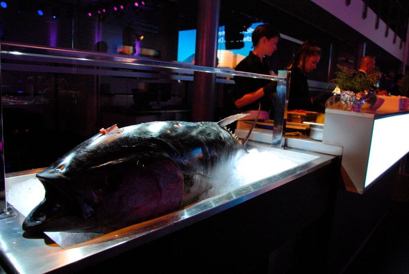 Leipziger Allerlei? Nicht in Chemnitz, hier wurde unter anderem Sashimi und Tatar live und frisch zubereitet. (Uhl/»kfz-betrieb«)