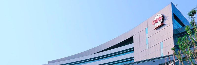 Der größte Halbleiter-Auftragshersteller der Welt senkt seine Umsatzprognose für 2023 deutlich. Ein Dilemma, das auch andere Chipproduzenten trifft: Sie müssen mehr investieren als je zuvor, um die Prozesstechnologien fit für die Anforderungen der Zukuft zu machen.(Bild:  TSMC)