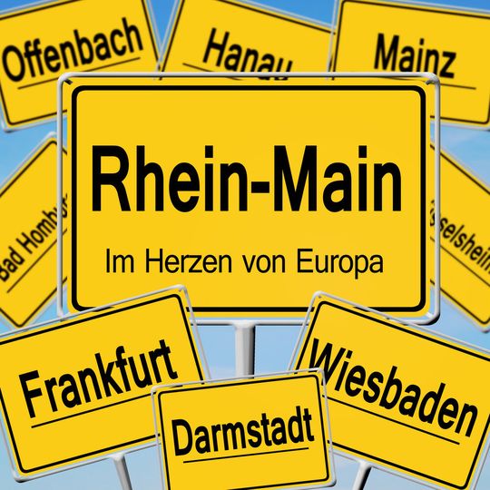 Im Rhein-Main-Gebiet sind Lager- und Logistikdientleister die wichtigste Nachfragegruppe von Logistikflächen. Im vergangenen Jahr wahr ein deutlicher Rückgang im Neubausegment zu beobachten, was auch den Umsatz bei großflächigen Clustern sinken ließ. Im Rhein-Main-Gebiet sind Lager- und Logistikdientleister die wichtigste Nachfragegruppe von Logistikflächen. Im vergangenen Jahr wahr ein deutlicher Rückgang im Neubausegment zu beobachten, was auch den Umsatz bei großflächigen Clustern sinken ließ.