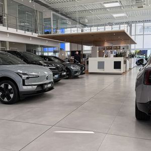 Bei Volvo fußt dieses Wachstum auf zwei Säulen: eine ist der Ausbau des Fleet-&-Business-Geschäfts, die andere die Erweiterung des Onlinevertriebs. (Bild:  Wehner - VCG)