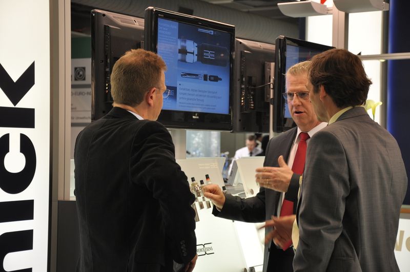 Knick präsentierte Steckersysteme für Sensoren auf Grundlage von Memosens. Der offene Standard wurde gemeinsam mit Endress und Hauser als Plattform für Sensor-Steckersysteme entwickelt. (Archiv: Vogel Business Media)