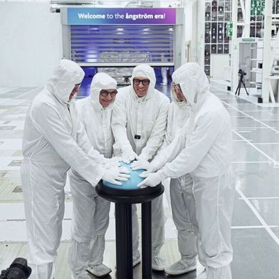 Imec has announced that the world's most advanced high numerical aperture (High NA) EUV lithography system, the ASML EXE:5200, has arrived at its 300mm cleanroom in Leuven. (Image:Imec)