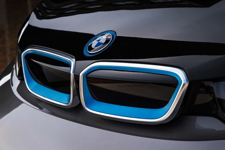 ...und gleichzeitig seine Technologieführerschaft unter Beweise stellen.  (Foto: BMW)