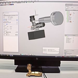 Hypermill bietet in seinem Flächen- und Kavitätenpaket 13 zahlreiche 5-Achs-Zyklen. So kann der Programmierer für jedes noch so anspruchsvolle Frästeil die richtige Strategie wählen.(Bild:  Open Mind)