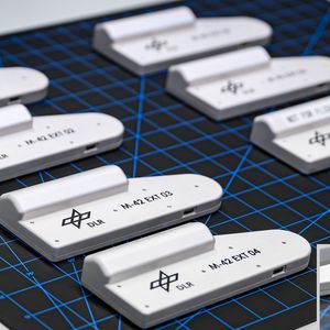 Den Strahlungsdetektor M-42 hat das Team der Strahlenbiologie am DLR-Institut für Luft- und Raumfahrtmedizin insbesondere bezüglich der Messelektronik weiterentwickelt. Das jüngste Mitglied in der Detektorfamilie, der M-42 EXT (extended), kann die Weltraumstrahlung bei der Mondumrundung der Orion auf der Artemis-II-Mission genauer messen als die Vorgängerversion auf Artemis I. (Bild:  DLR)