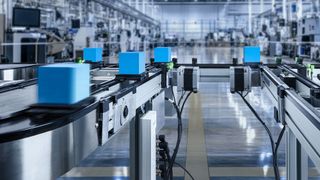 Transfer system TS 1 48V from Bosch Rexroth: Fully electric, segment-wise controllable conveyor modules with stepper motors work continuously up to 24 m/min and can be parameterized via IO-Link for flexible, precise assembly lines. (Image:Bosch Rexroth AG)