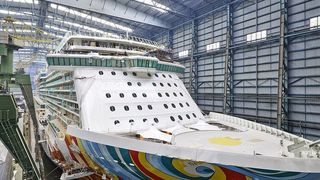Was die wirtschaftliche Situation der deutsche Schiffsausrüster mit insgesamt 68.000 Beschäftigten und einem Umsatz von 11,6 Mrd. Euro betrifft, rechnet der VDMA mit kleinen, aber kontinuierlichen Steigerungen. Hier im Bild die Norwegian Getaway in der Meyer Werft. (Rittal)