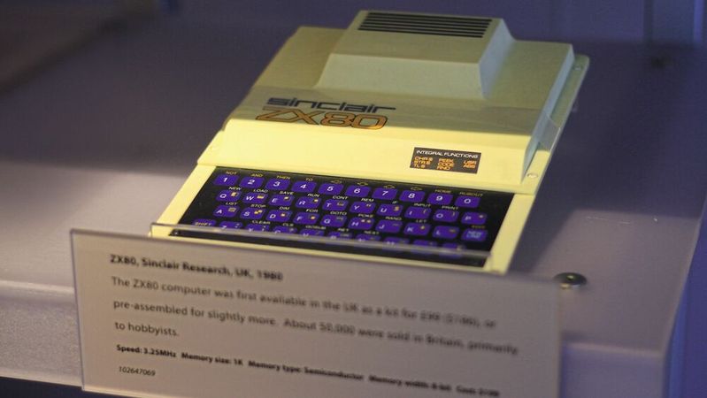 Der Sinclair ZX80:  In einem sehr guten Zustand aus dem Computer History Museum.(Bild:  Michael Hicks / CC BY )