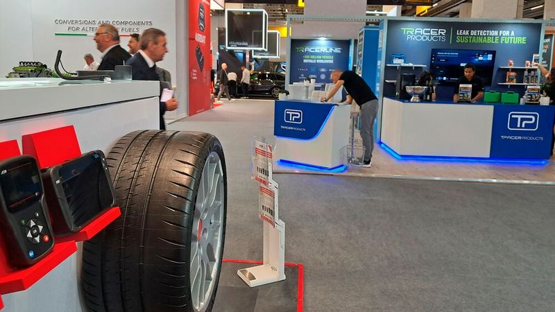 Die Automechanika 2024 bietet in den Hallen und dem Außengelände innovative Lösungen und Produkte für den Werkstattbereich.  (Bild: Doris S. Pfaff - VCG)