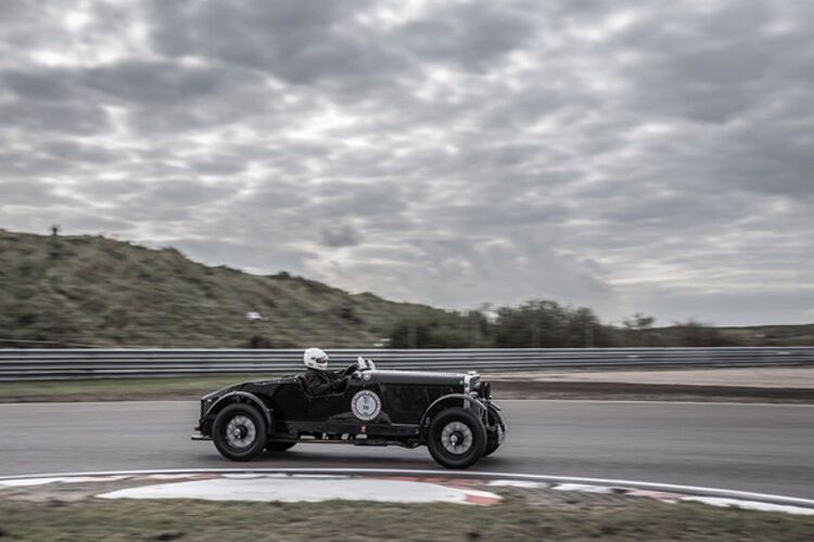 Michael Strauß hat über »kfz-betrieb« vor zwei Jahren an der Sachs Franken Classic teilgenommen. In Oberbayern wäre er mit dem Talbot 105 aus dem Jahr 1933 oder … (Bild:privat)