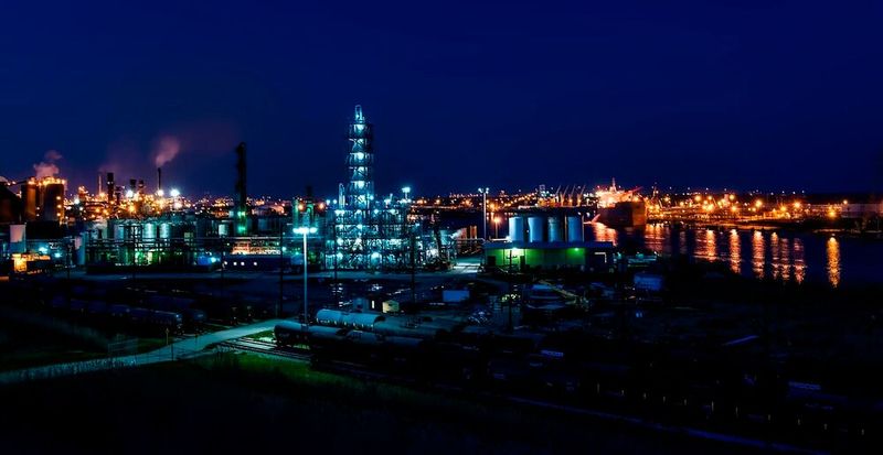 A lot of industrial facilities treat cooling and heating as siloed, disconnected systems – By shifting to a unified thermal management approach industries can unlock major gains in efficiency, sustainability and performance.  (Source: frei lizenziert)