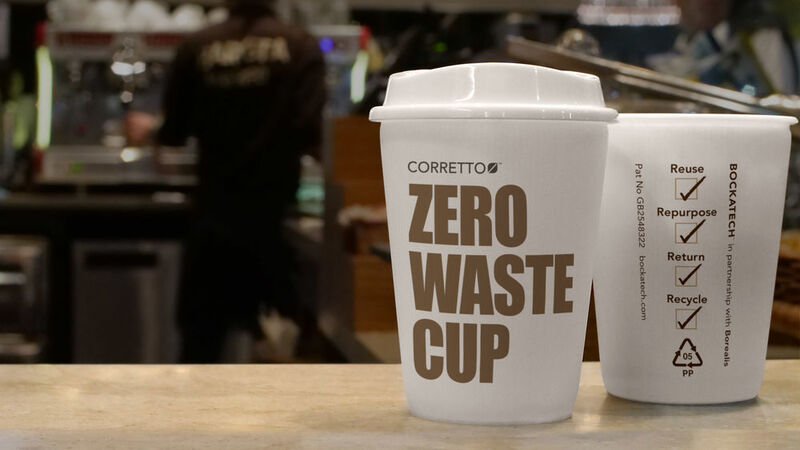 Der „to-go“-Kaffeebeccher Corretto nutzt die Eco Core-Technologie von Bockatech und die Polyolefin-Materialien von Borealis. (Bockatech)