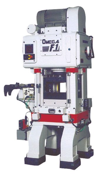 Seit Jahren bei der Hölzel Stanz- und Feinwerktechnik erfolgreich im Einsatz: eine Yamada Dobby Omega F1-Festhubschnellstanzmaschine. Bild: Yamada (Archiv: Vogel Business Media)