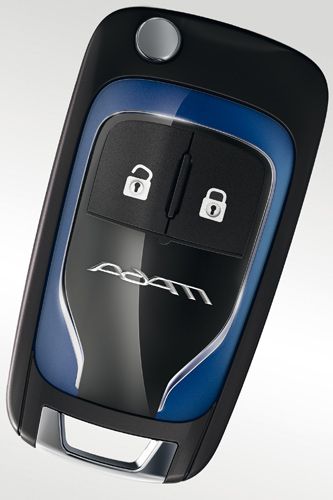 Schönes Detail: Fernbedienung mit Teillackierung in Wagenfarbe. (Foto: Opel)