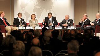 Diskussionsrunde zum Thema „Gewinn – der Blick zurück und nach vorne“.  Bild: Simon-Kucher & Partners (Archiv: Vogel Business Media)