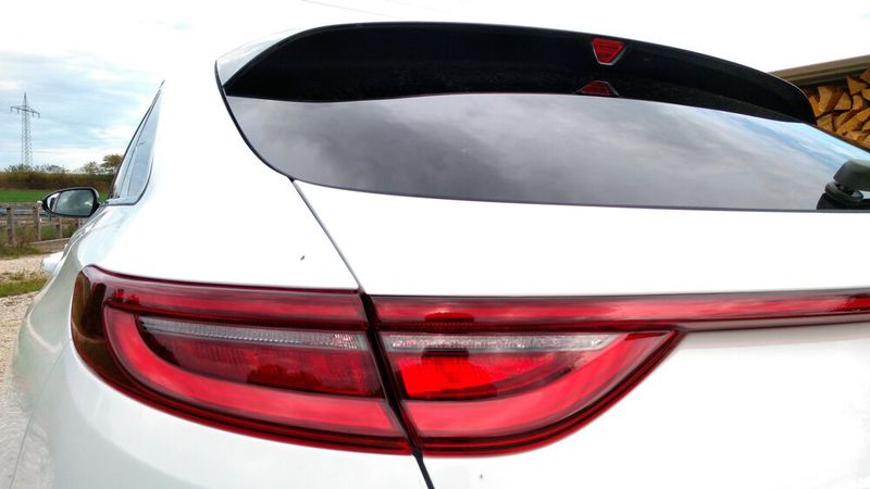 Sieht der nicht aus wie ein ... ? Ja, stimmt, ein bisschen Panamera scheint hier durch. (Bild: Thomas Günnel/Automobil Industrie)