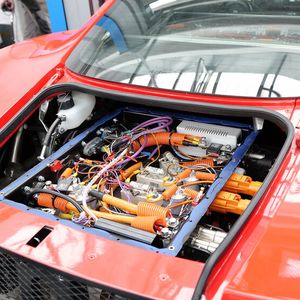 In dem Projekt hat das Team der Handwerkskammer Bremen einen Artega GT vom Verbrenner zum E-Auto umgebaut.(Bild:  Schmidt - VCG)