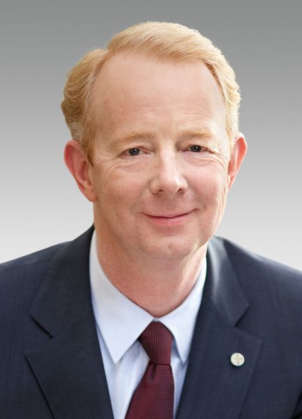 “We will now work at full steam on implementing our decision to focus entirely on the Life Science businesses”, Bayer CEO Marijn Dekkers announced. (Picture: Bayer)