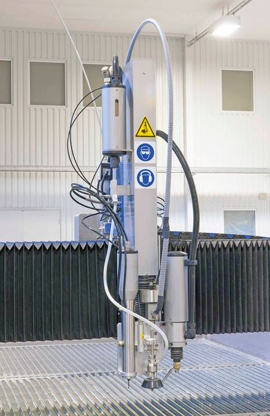 Druckübersetzerpumpen der Spitzenklasse von BFT sind im T-Modell-Paket inbegriffen. (Bild: Water Jet Sweden)