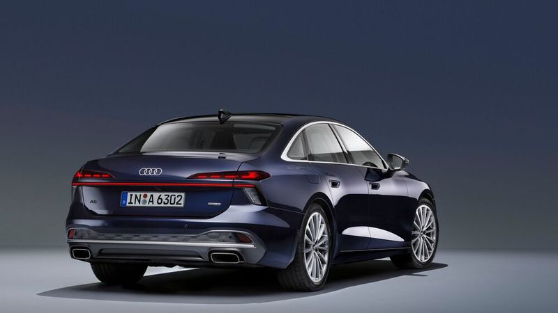 Die optionale OLED-Rückleuchtentechnik verleiht dem neuen A6 mehr Appeal. (Bild: Audi)