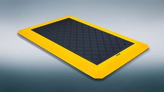 Die Sicherheitsschaltmatte PSENmat von Pilz vereint sichere Flächenüberwachung und Maschinenbedienung. (Photodesign/Pilz)