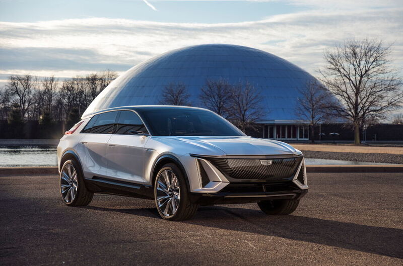 GM wird Cadillac künftig als Elektro-Marke etablieren. Unter anderem soll es elektrische SUV-Modelle auf Ultium-Basis geben. Hier die 2020 vorgestellte Studie Lyriq. (General Motors)