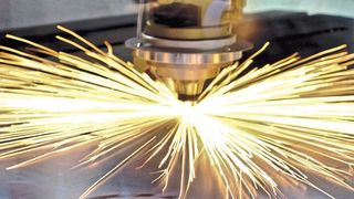 Die Schweiz gehört immer noch zu den leistungsfähigsten Industriestandorten überhaupt. Das liegt nicht zuletzt an der schweizerischen Präzisionsarbeit und dem Einsatz modernster Technologien. (Euroblech)